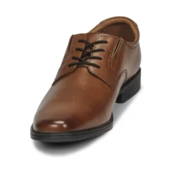 Clarks TILDEN PLAIN Couleur Marron -Kdopa shop 18858191 500 C